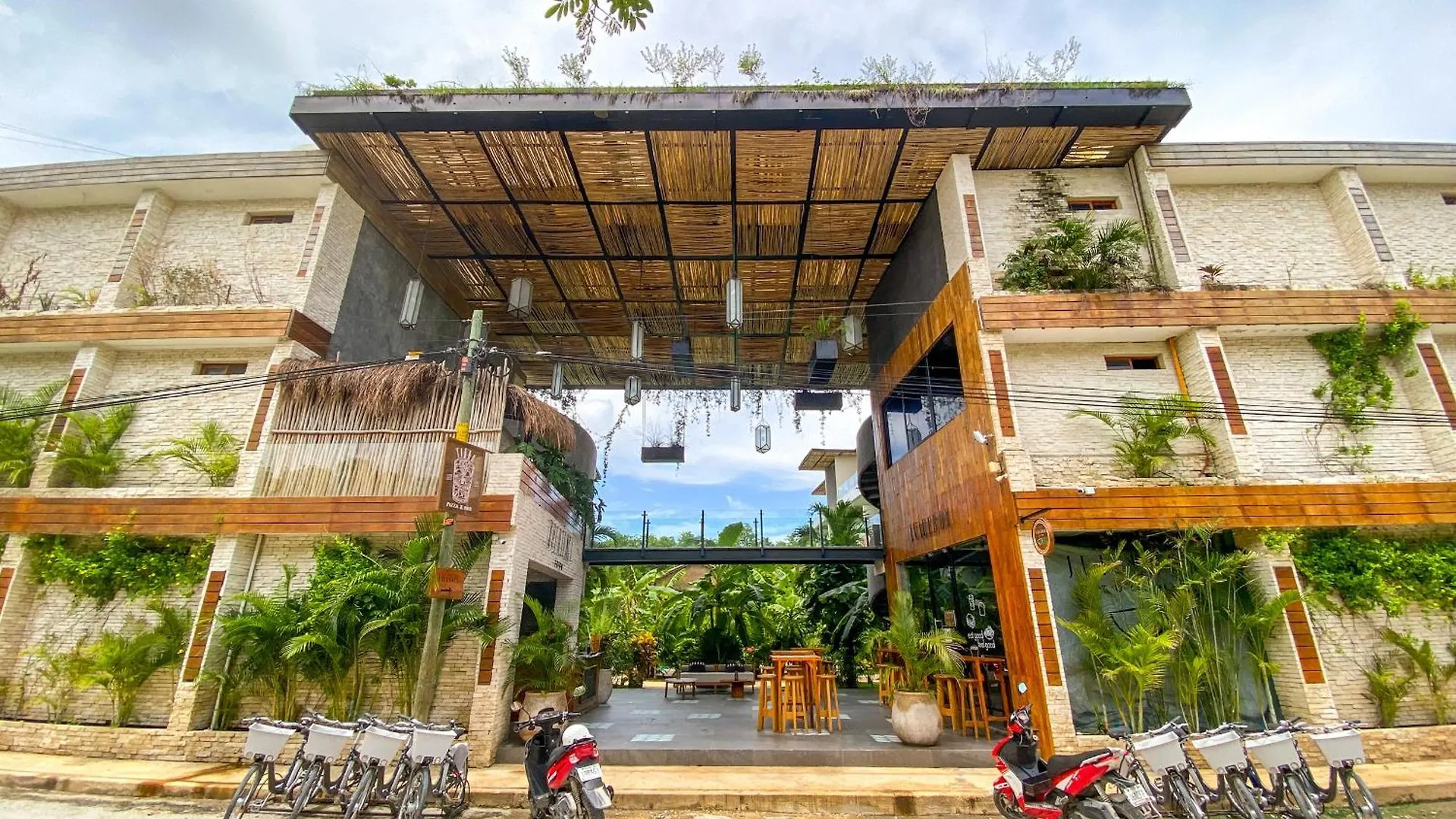 Spacious 1Br Home With Priv Pool Gym Garden Downtown تولوم